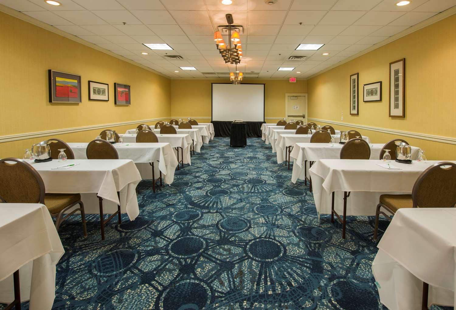 Best Western Plus Strongsville Cleveland Exteriör bild
