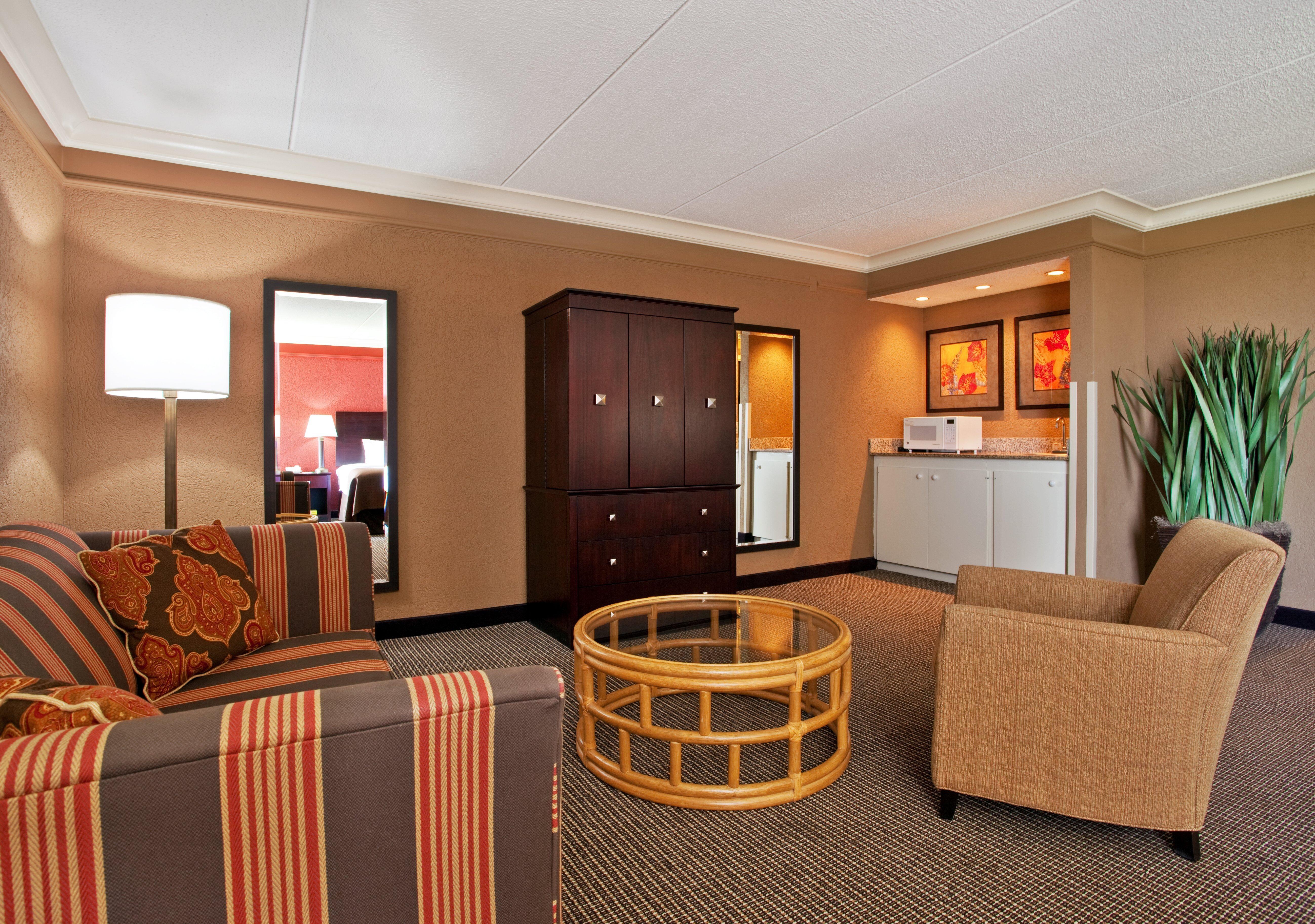 Best Western Plus Strongsville Cleveland Exteriör bild