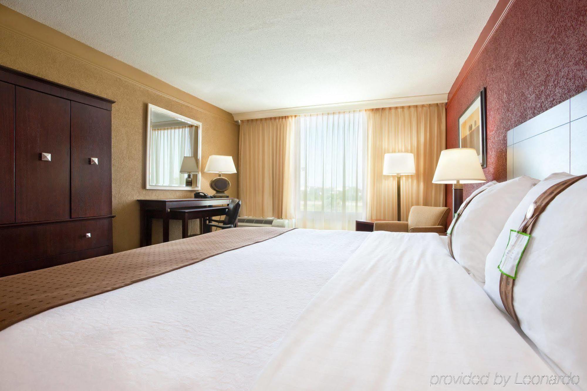 Best Western Plus Strongsville Cleveland Exteriör bild